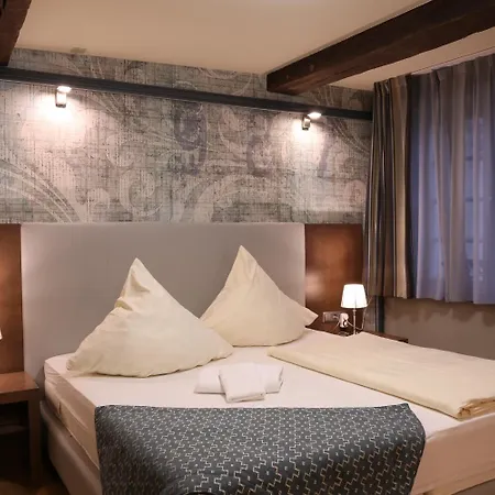 Markthotel ホテル ヴァーレンドルフ