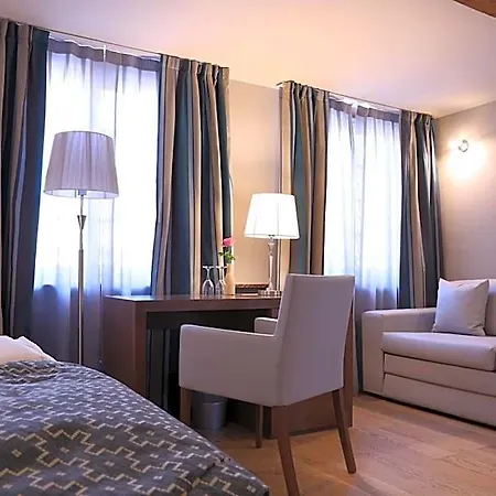 فندق Markthotel