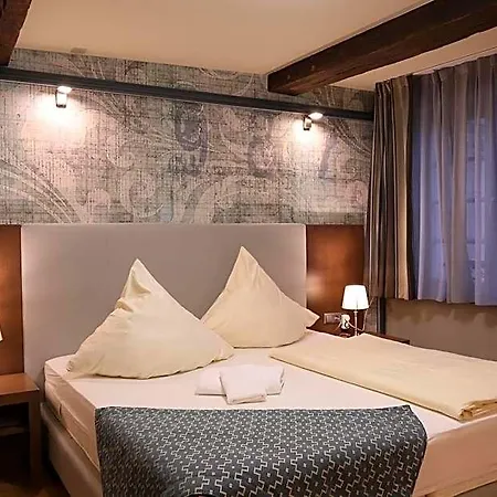 Markthotel فندق فارندورف