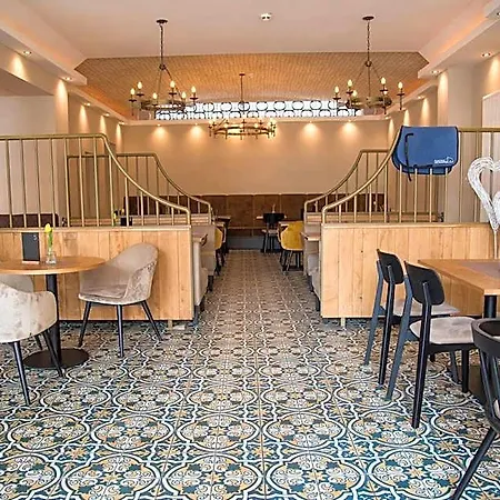 فندق Markthotel فارندورف