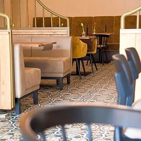 Markthotel فندق فارندورف